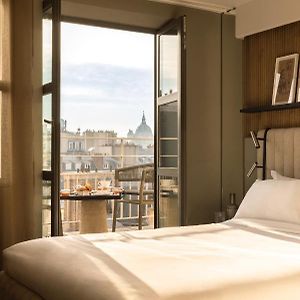 Kamer "Eiffel" met een King Size Bed