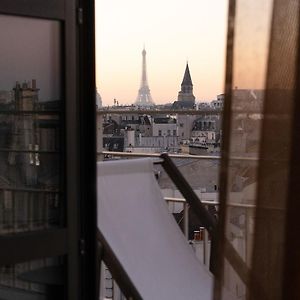 Kamer "Eiffel" met een King Size Bed